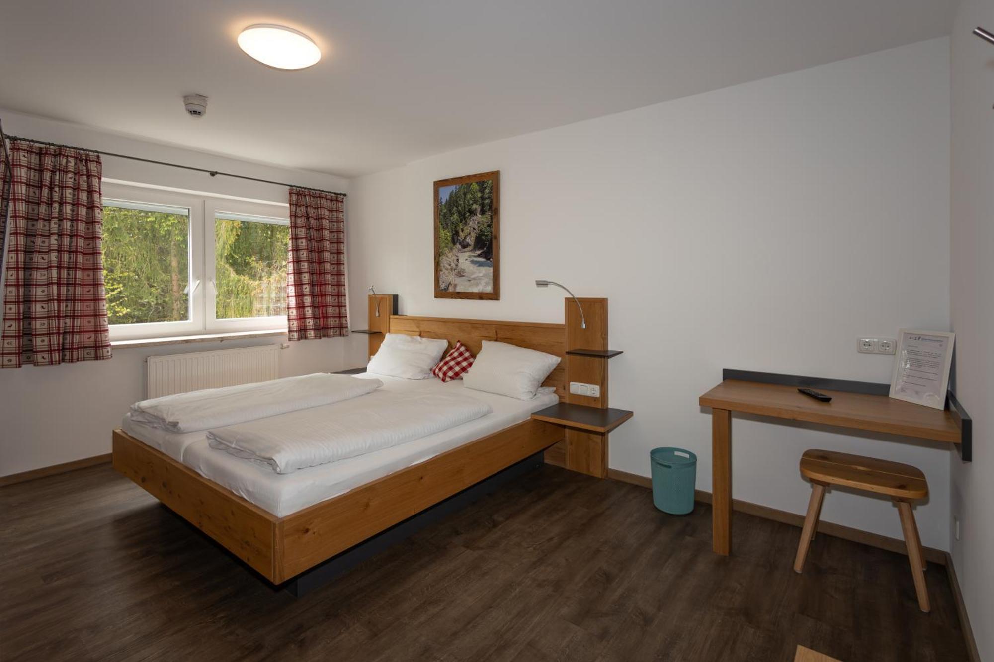 Isarwinkel Hotel Geretsried Bagian luar foto